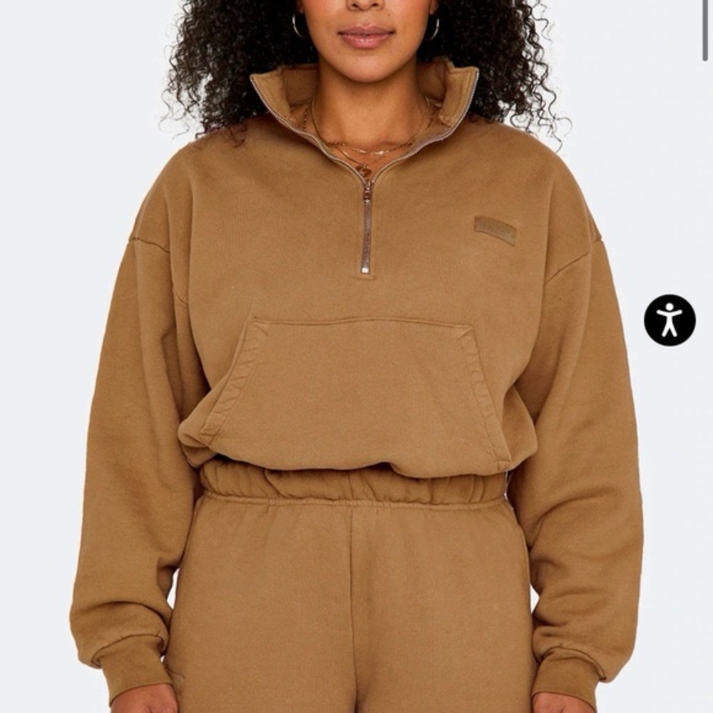 Set Active Quarter Zip Sweatshirt